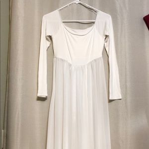 Ivory Off Shoulder Open Maternity Gown/Dress